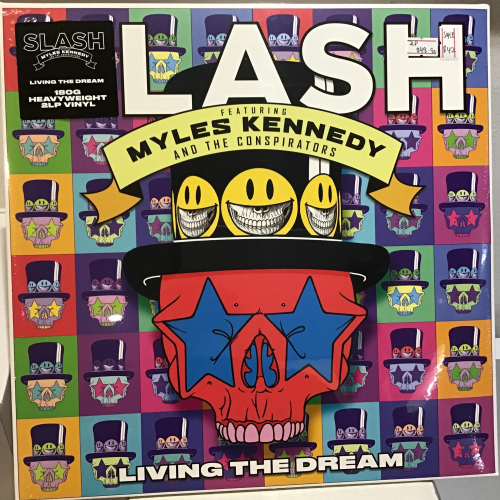 Slash Featuring Myles Kennedy & The Conspirators - Living The Dream